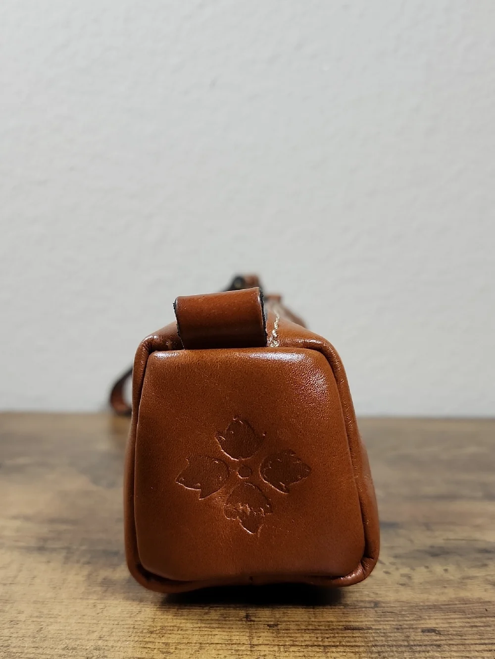 Patricia Nash Wristlet